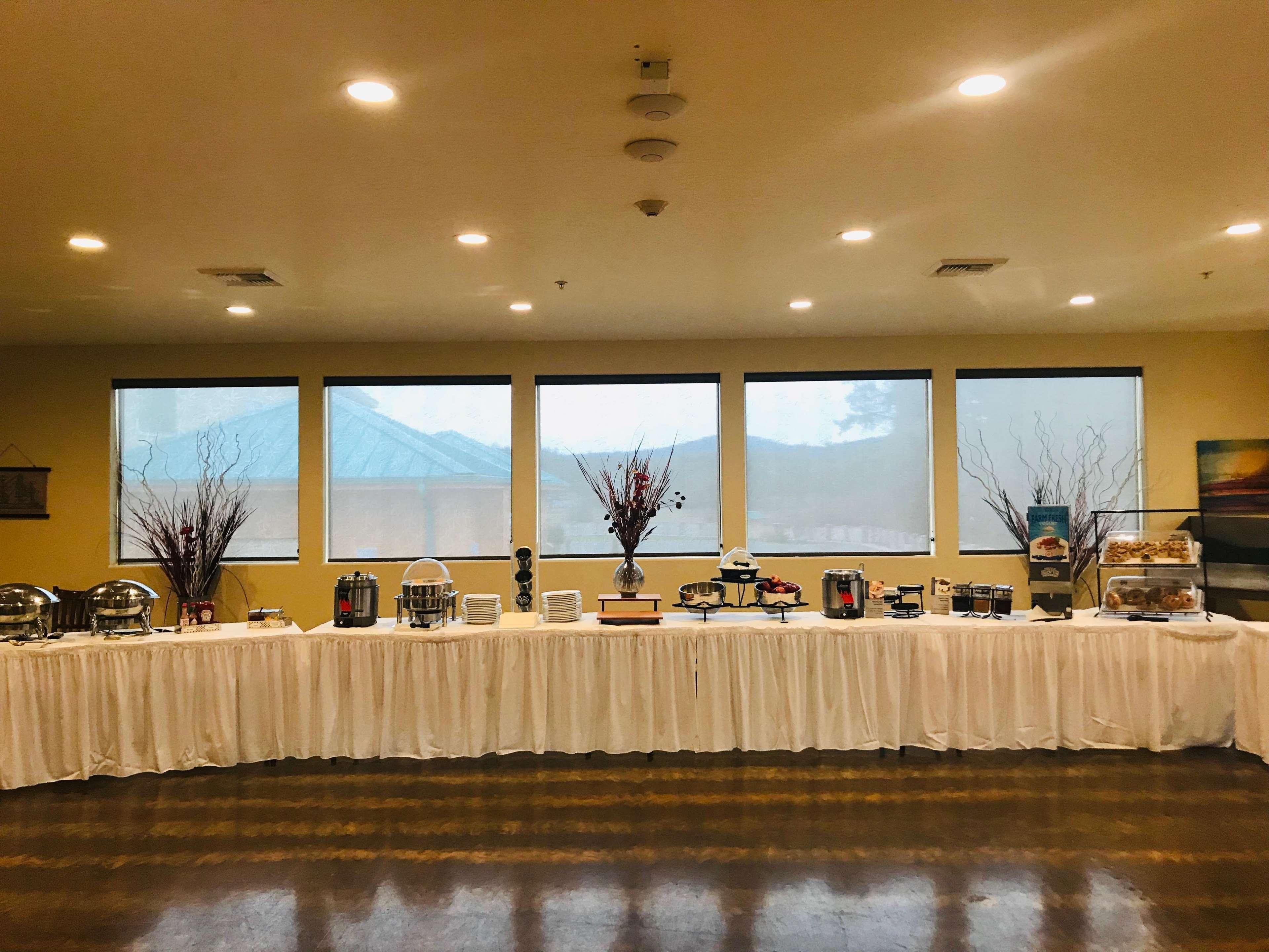 Best Western Plus Northwoods Inn Crescent City Buitenkant foto