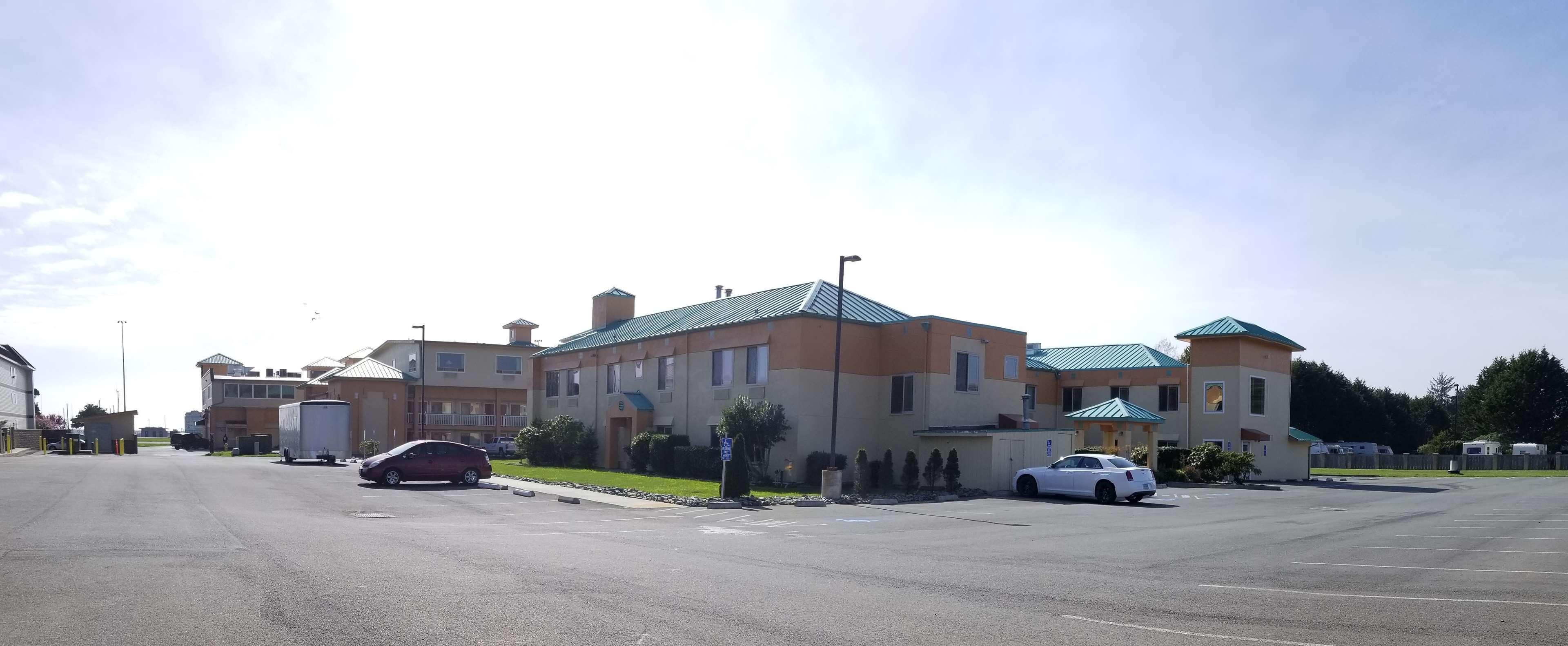 Best Western Plus Northwoods Inn Crescent City Buitenkant foto