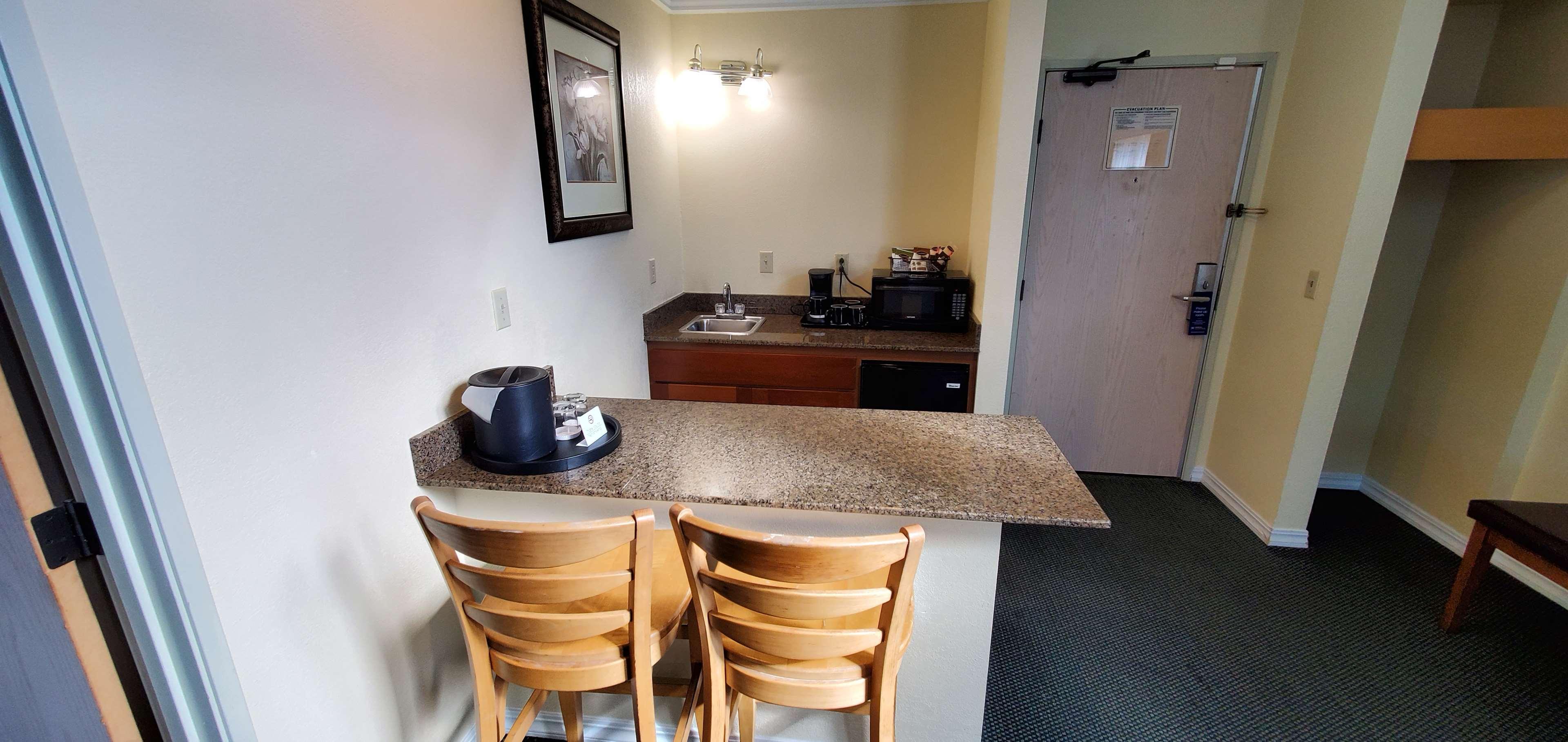 Best Western Plus Northwoods Inn Crescent City Buitenkant foto